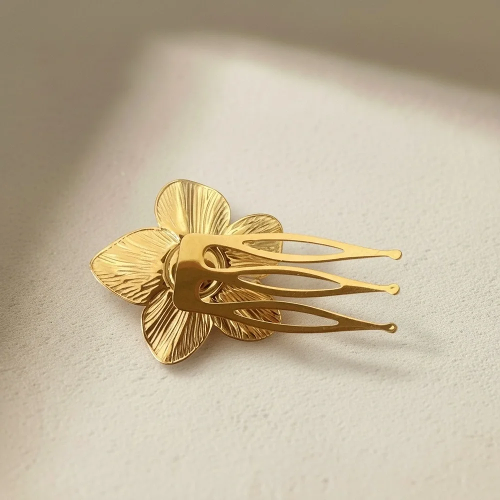 18K Gold Plated Stainless Steel Floral Hair Comb Barrette Pearl Statement Clip